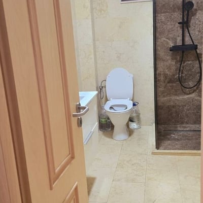 Аренда уютных 2-комнатных апартаментов, 50 м², район Мамая, Констанца, Румыния